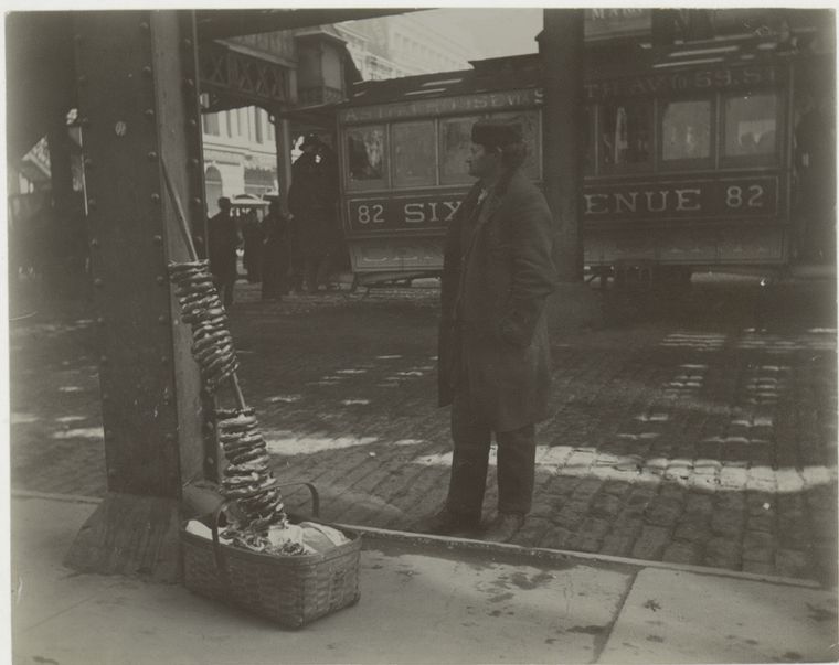 Pretzel vendor. (1896)