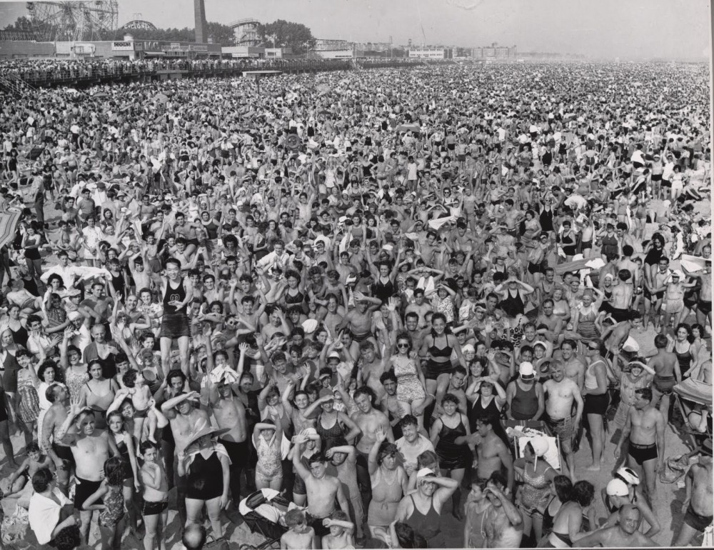 Weegee - Coney Island 1940