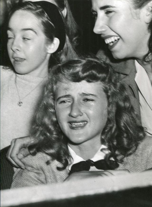 Weegee - Then She Cries, Frank Sinatra Concert, Paramount Theater, New York, November 5, 1944