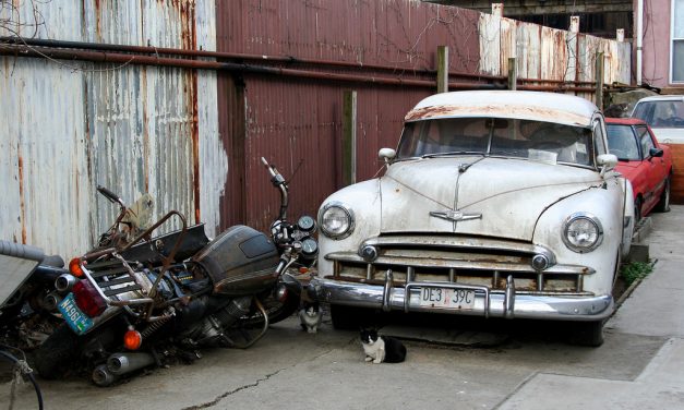 Старые автомобили на улицах Нью-Йорка — 22