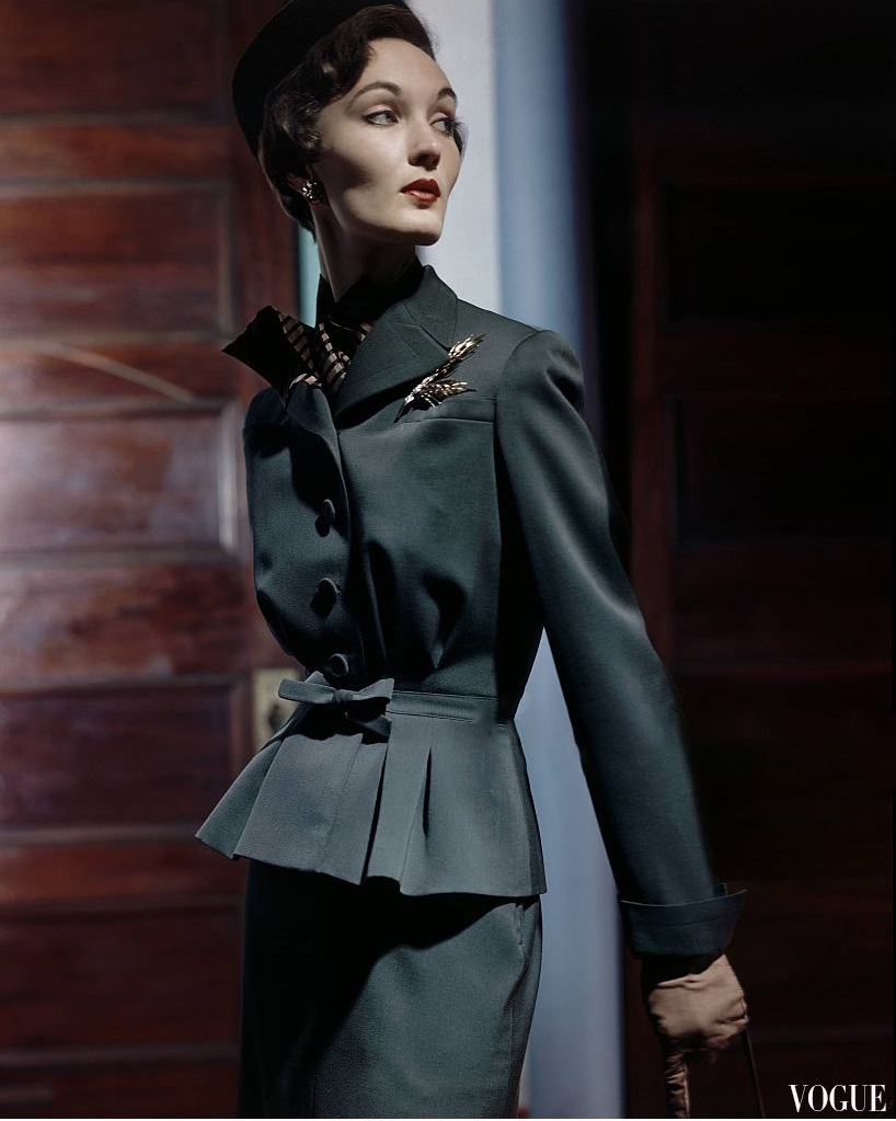 Женщины 1940 годов. 40е-50-е годы мода в Великобритании. 1940-Е мода. Диор жакеты 40е. 40е стиль Америка.