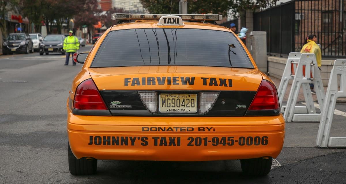 Что не так с этим такси? Ответ комментариях.