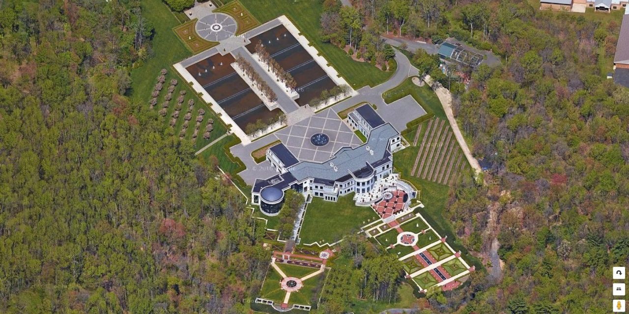 На фото из гугла самый большой частный жилой дом в Нью-Джерси, площадью 4 270 квадратных метров